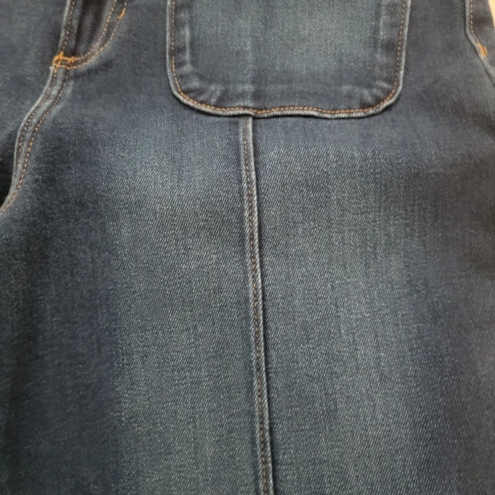 LC Lauren Conrad Dark Blue Flare Jeans - Picture 3 of 8